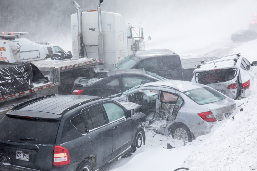 multi car accident in the snow 